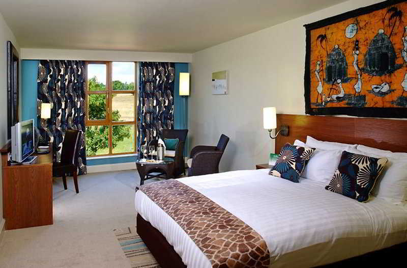 Chessington Safari Hotel Exterior foto